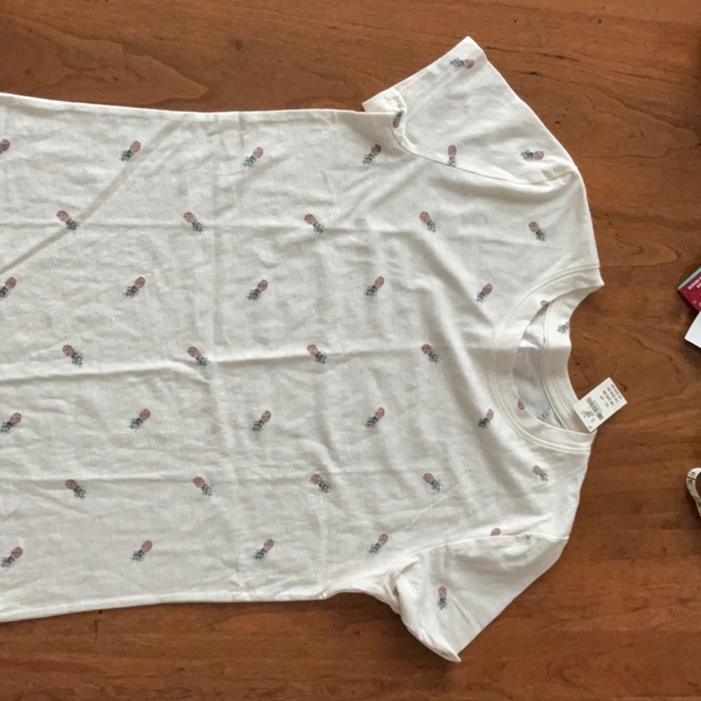 NWT Cream pineapple long shirt